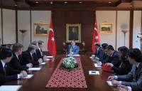 President Abdullah Gul (center) discusses Turkey's judicial system with the delegation