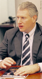 Congressman Robert Wexler Florida's 19th District (D) 